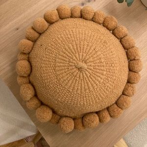 Pampa Round Monte Cushion in Desert- Size Large